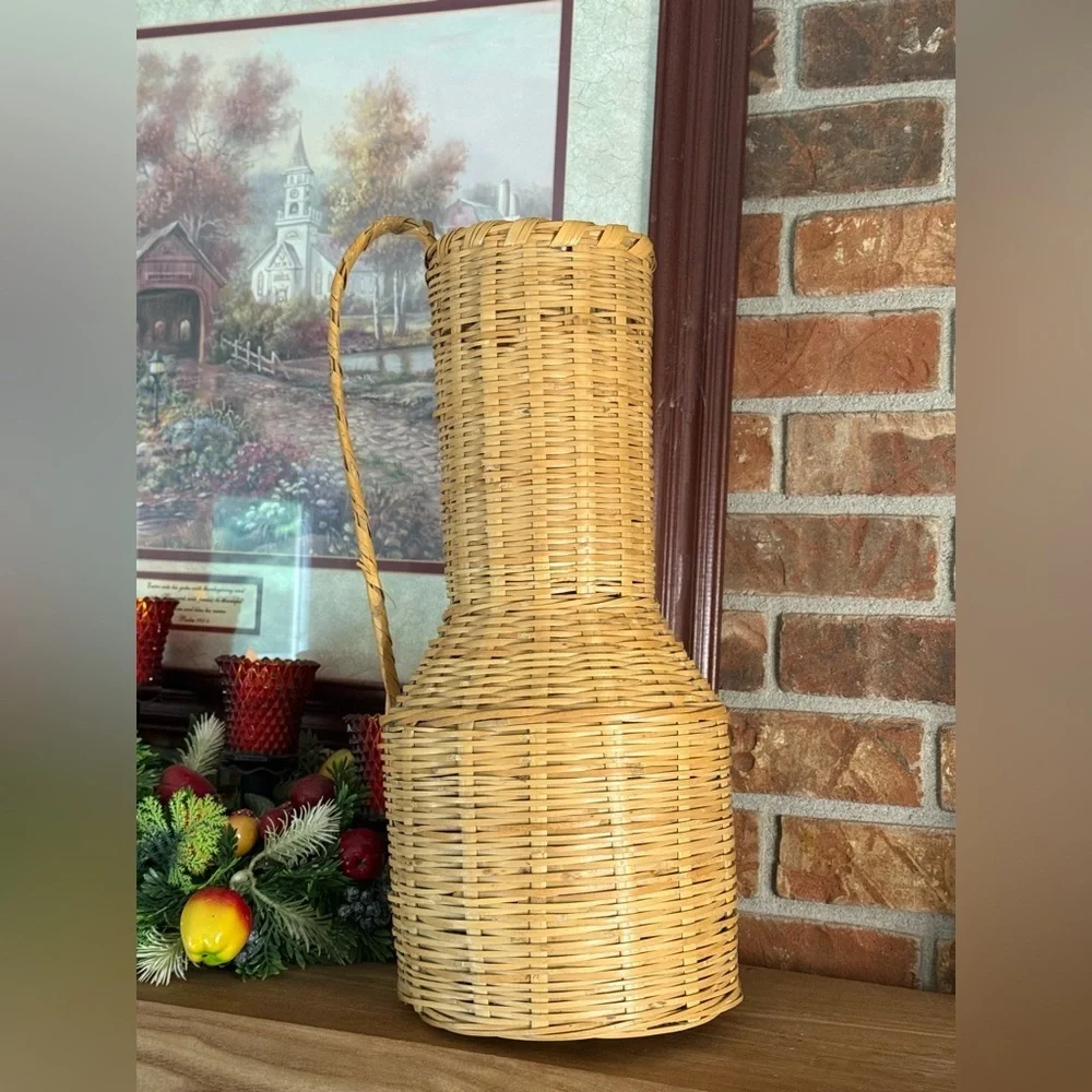 Vintage 1980’s Wicker, Hand woven bamboo Rattan vase with handle